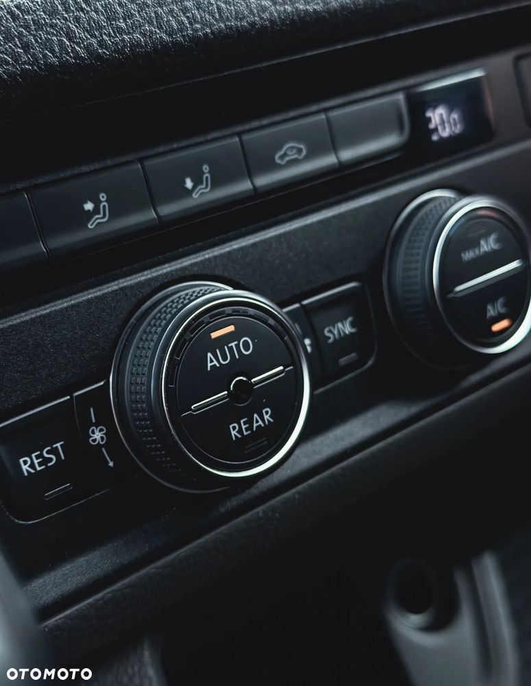 Volkswagen Crafter - 33