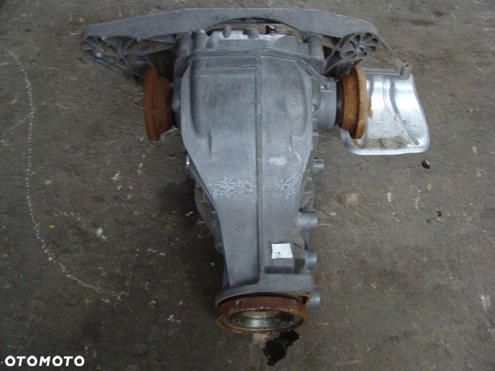 most tył audi a4 b8 allroad 2.0 tdi - 2