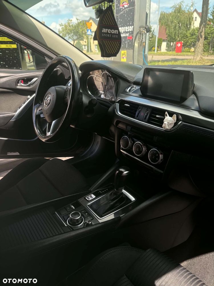 Mazda 6 - 8