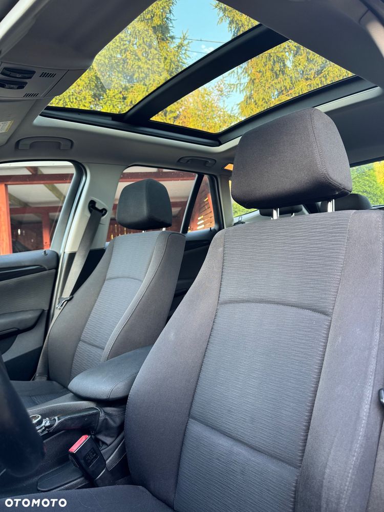 BMW X1 sDrive18d - 8