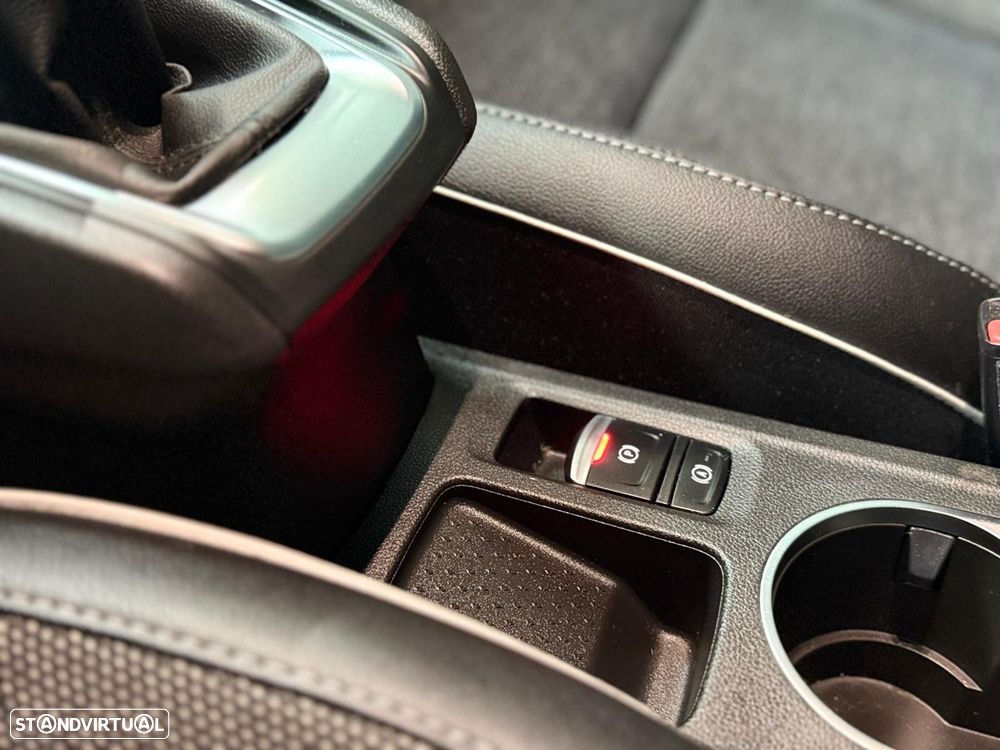 Renault Captur 1.0 TCe Exclusive - 18