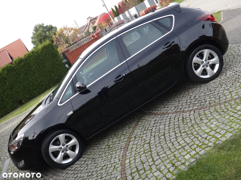 Opel Astra IV 1.4 T Sport - 1