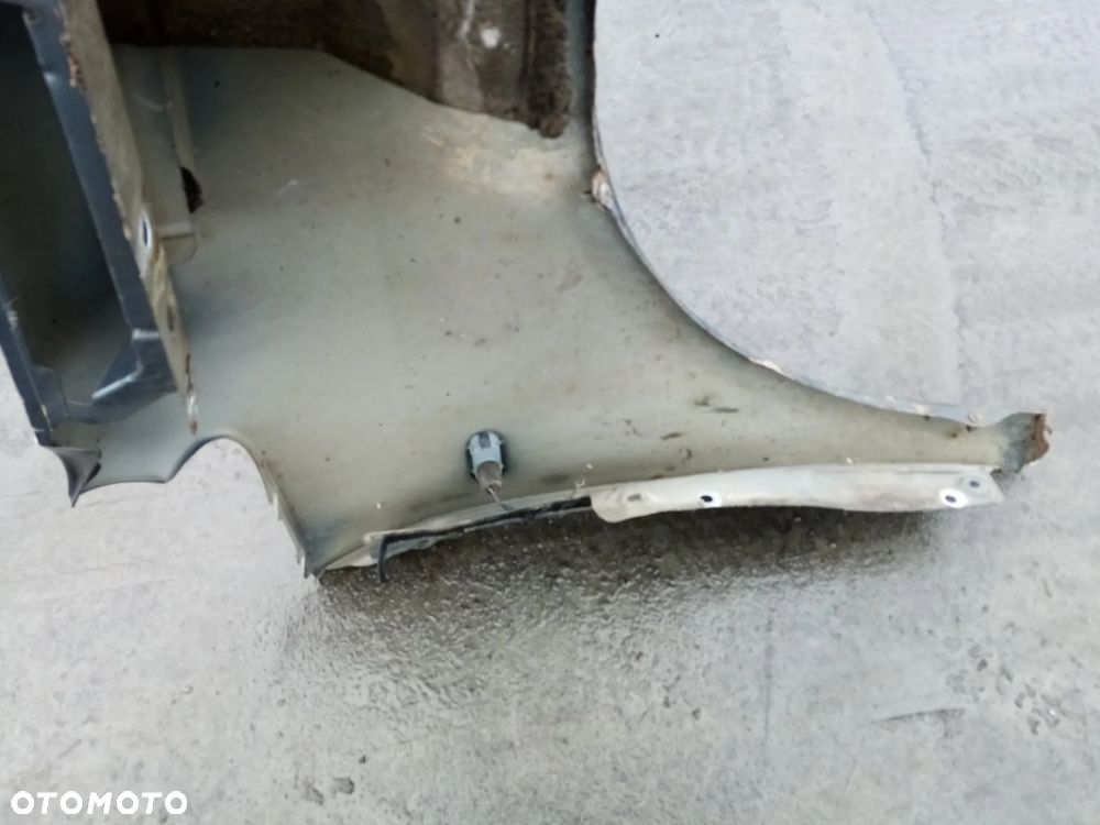 VOLKSWAGEN CADDY 03 - 10 - BLOTNIK PRZÓD LEWY - 5