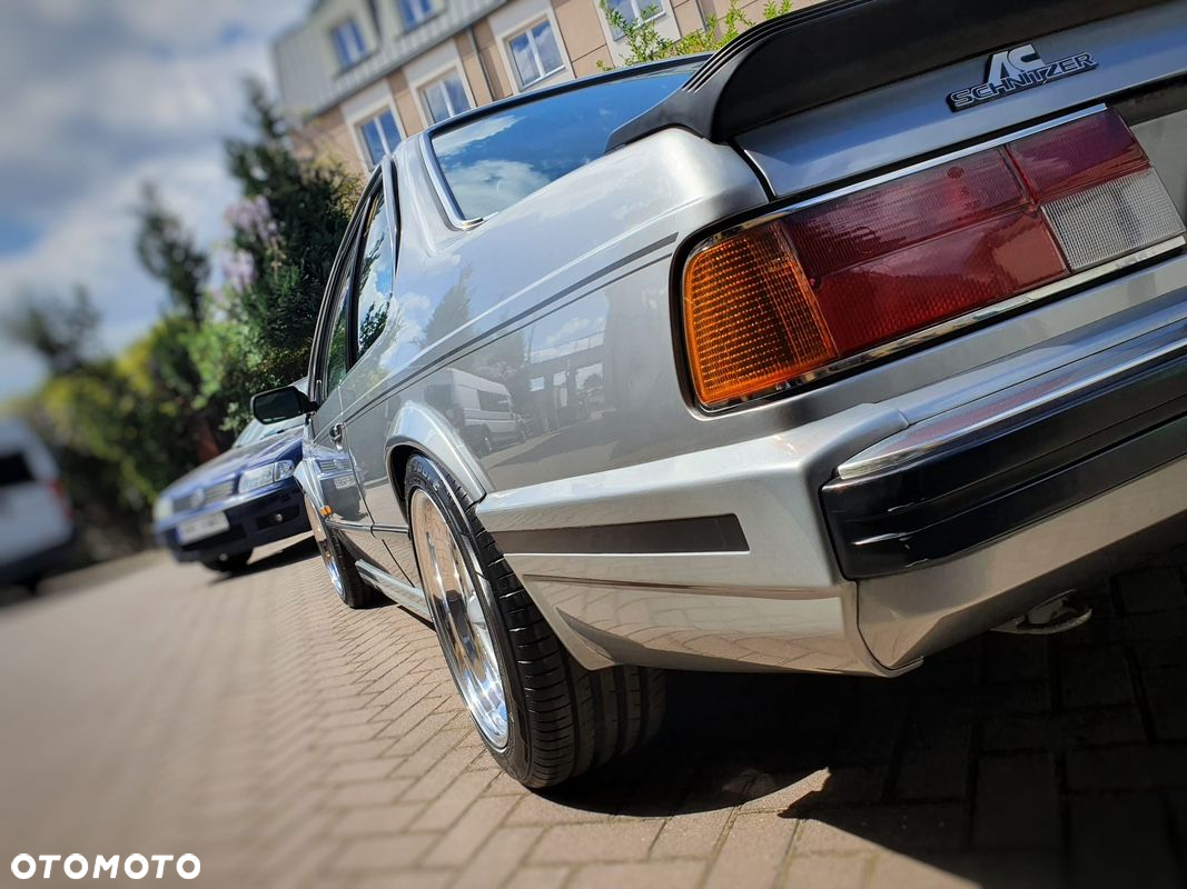 BMW Seria 6 - 12