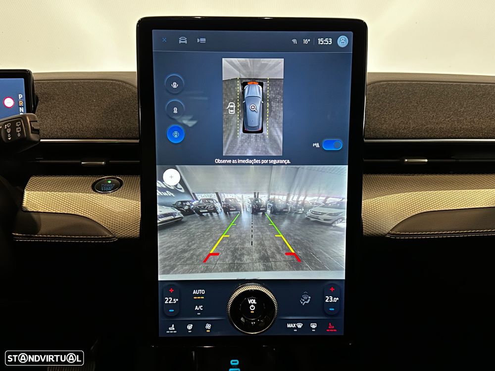 Ford Mustang Mach-E 75.7 kWh Premium AWD - 24