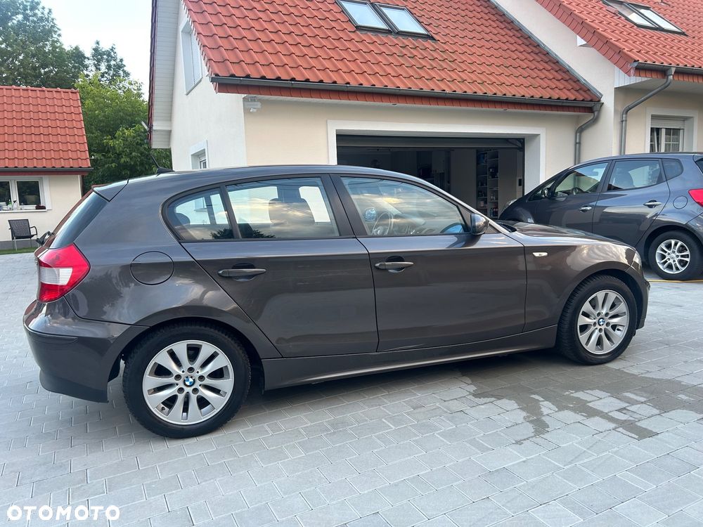 BMW Seria 1 118i - 6