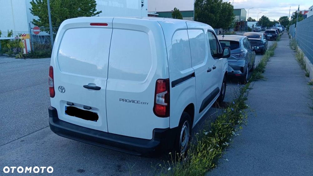 Toyota Proace City Verso 1.5 D-4D Business - 4