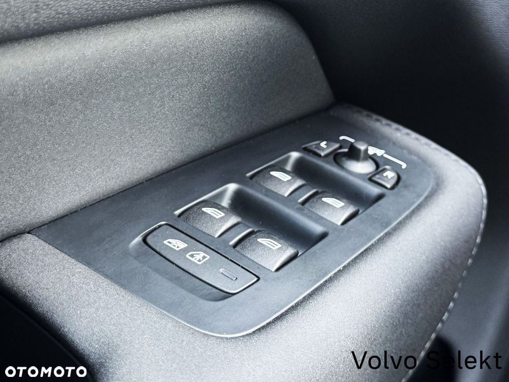 Volvo XC 60 - 33