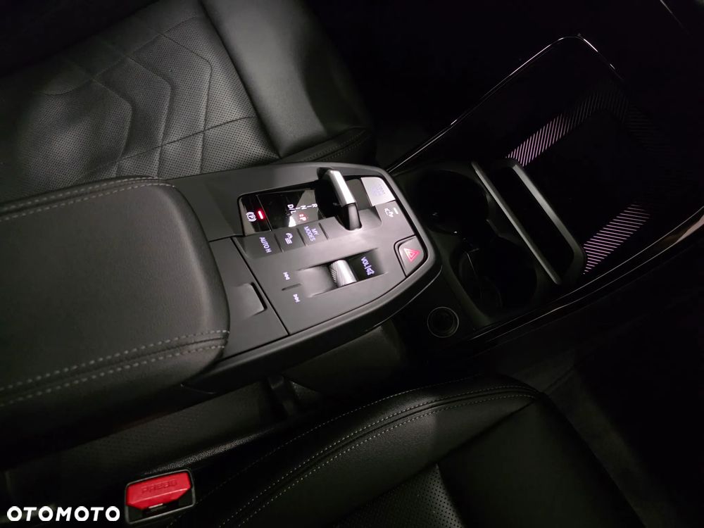 BMW X1 sDrive18d xLine sport - 20