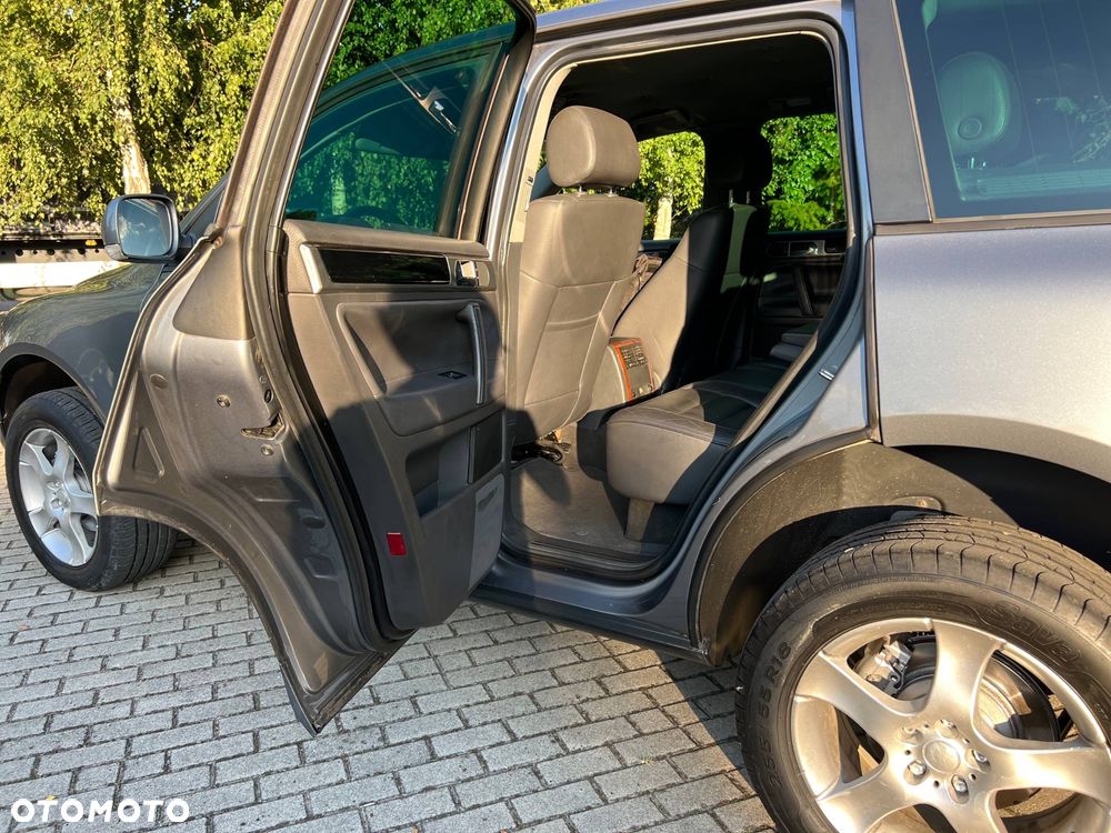 Volkswagen Touareg 2.5 R5 TDI - 21