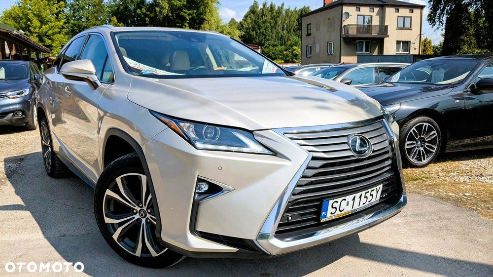 Lexus RX - 7
