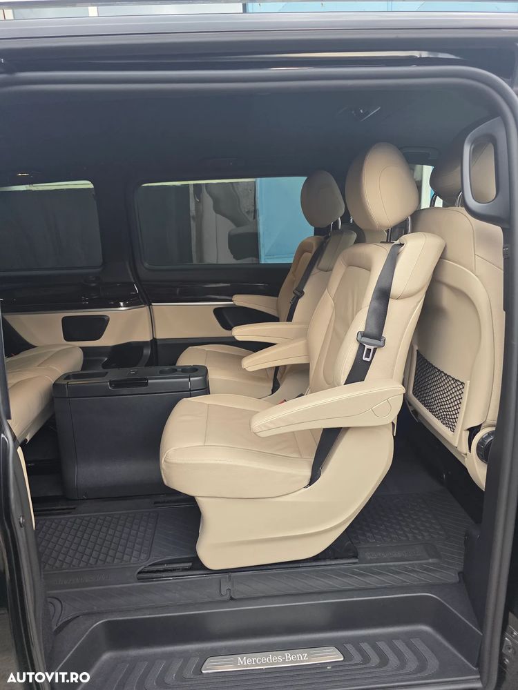 Mercedes-Benz V - 22