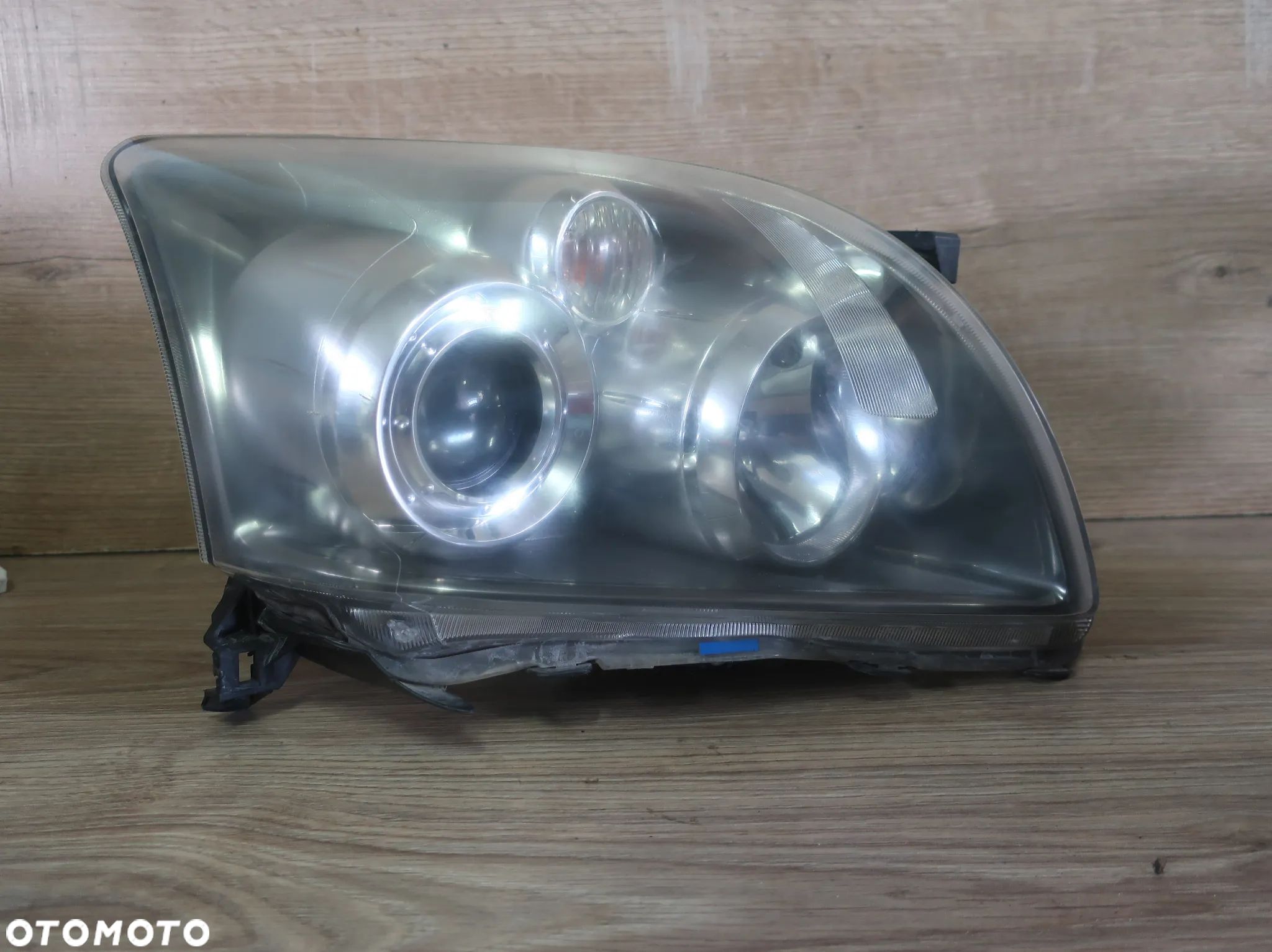 TOYOTA AVENSIS T25 II LIFT LAMPA PRZÓD PRAWA XENON ORYGINAŁ EUROPA 06-09 - 1