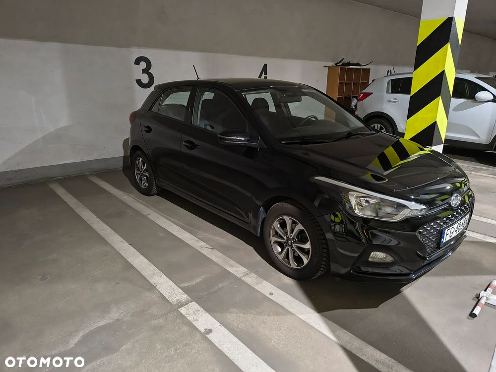 Hyundai i20 1.2 - 9