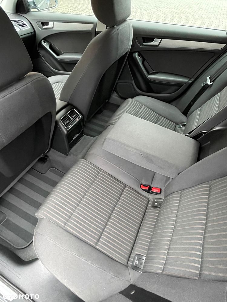 Audi A4 Avant 2.0 TDI DPF multitronic S line Sportpaket - 7