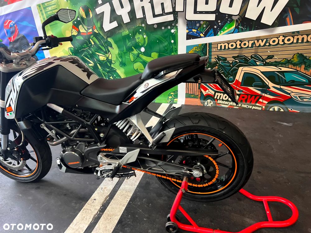 KTM Duke - 18