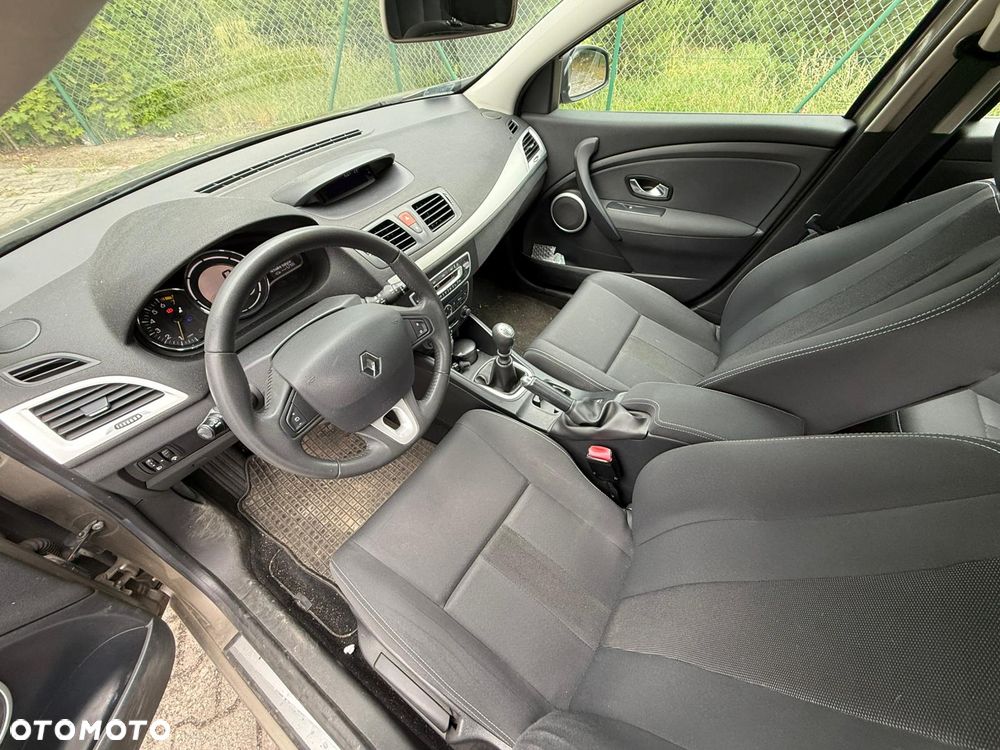 Renault Megane 1.6 16V Dynamique Euro5 - 8