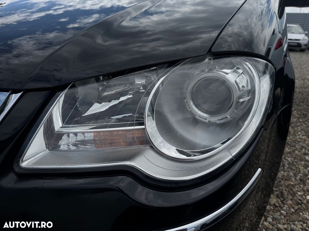 Volkswagen Touran 1.4 TSI STYLE - 21