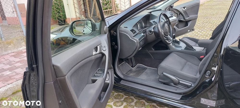 Honda Accord 2.0 Lifestyle - 8