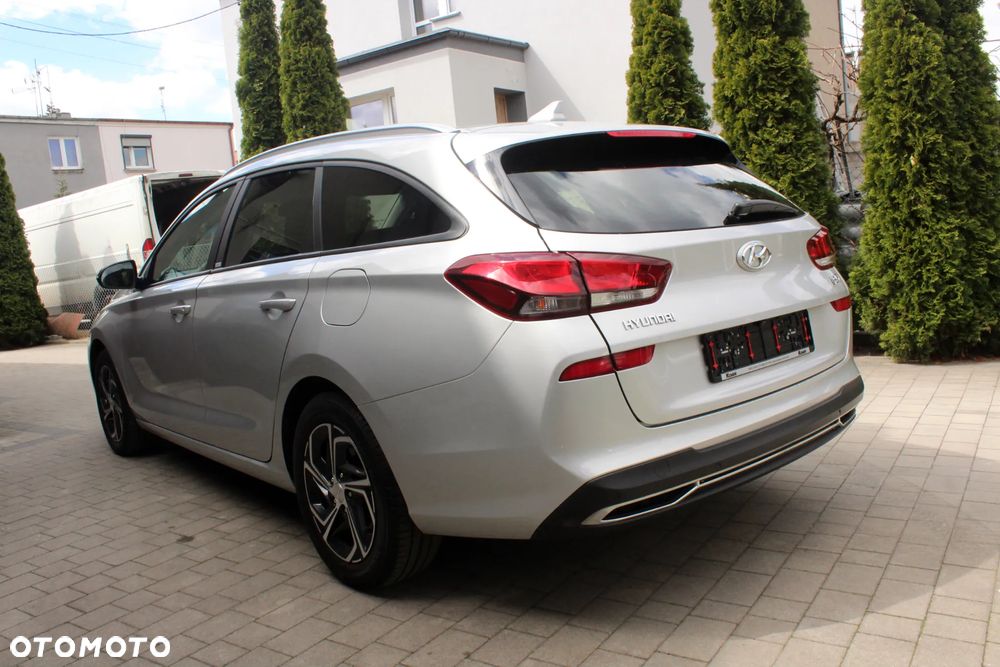 Hyundai i30 1.6 CRDI DCT EDITION 30+ - 3