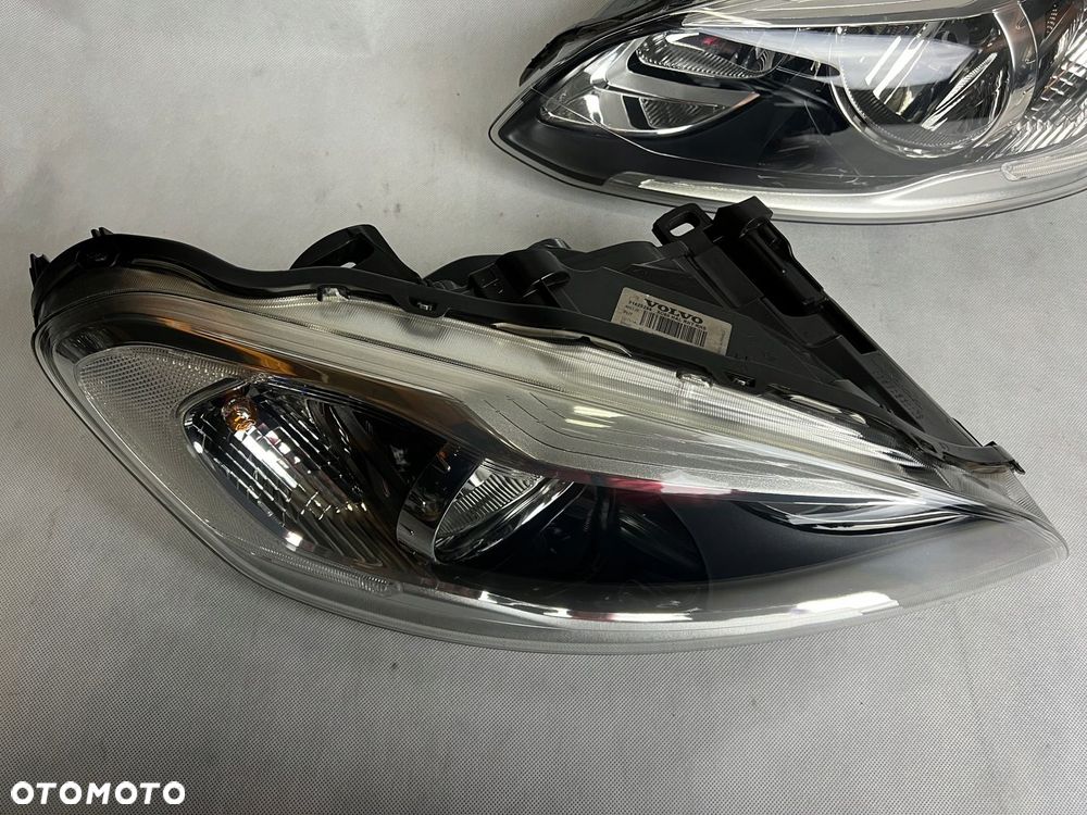 VOLVO XC60 I LIFT ZWYKŁA LAMPA LEWA PRAWA REFLEKTOR LEWY PRAWY DEMONTAŻ - 9