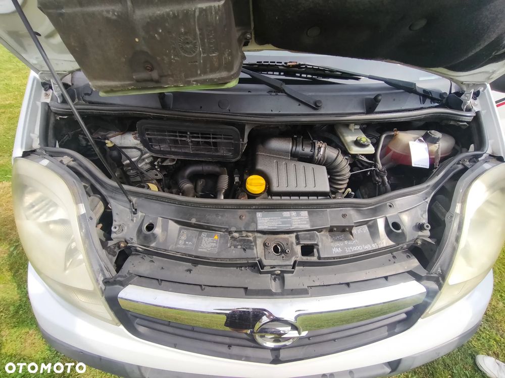 Opel Vivaro - 7