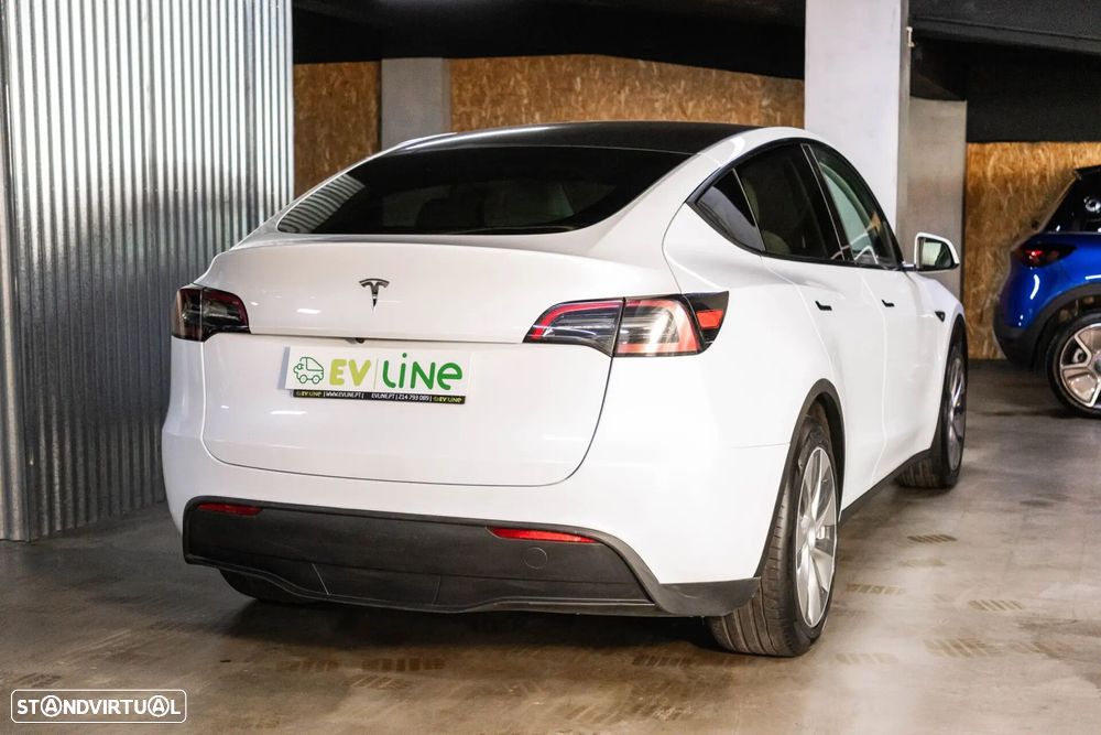 Tesla Model Y Tração Traseira - 10
