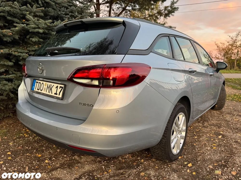 Opel Astra - 4