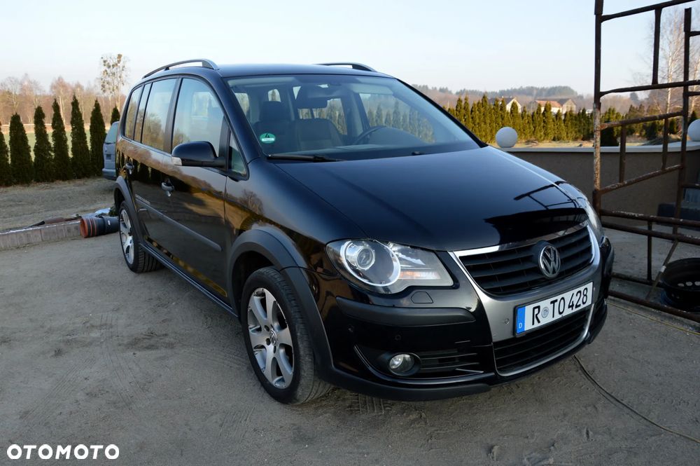 Volkswagen Touran 2.0 TDI DPF Cross - 7