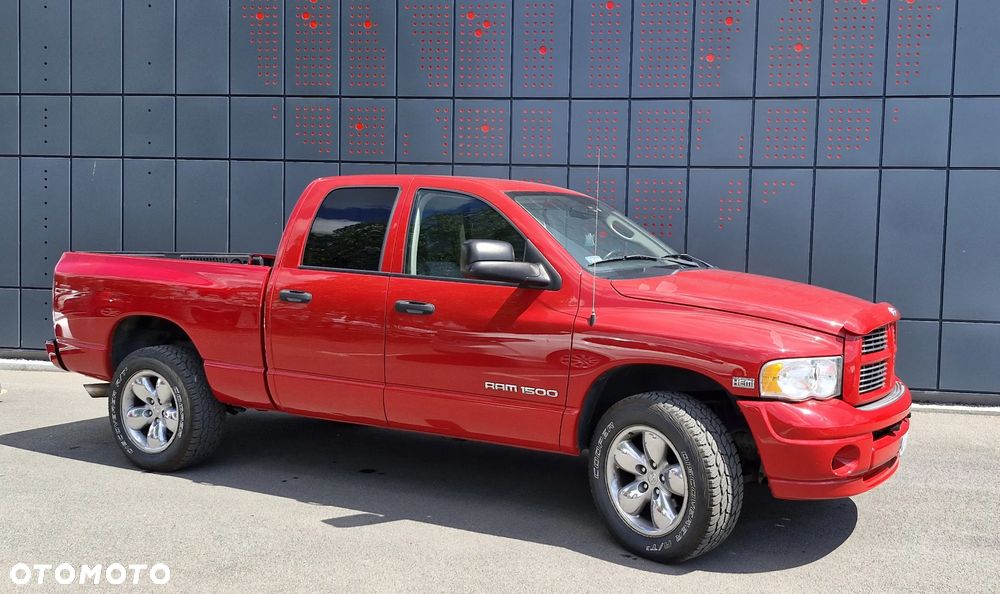 Dodge RAM 1500 5.7 4WD HEMI - 4