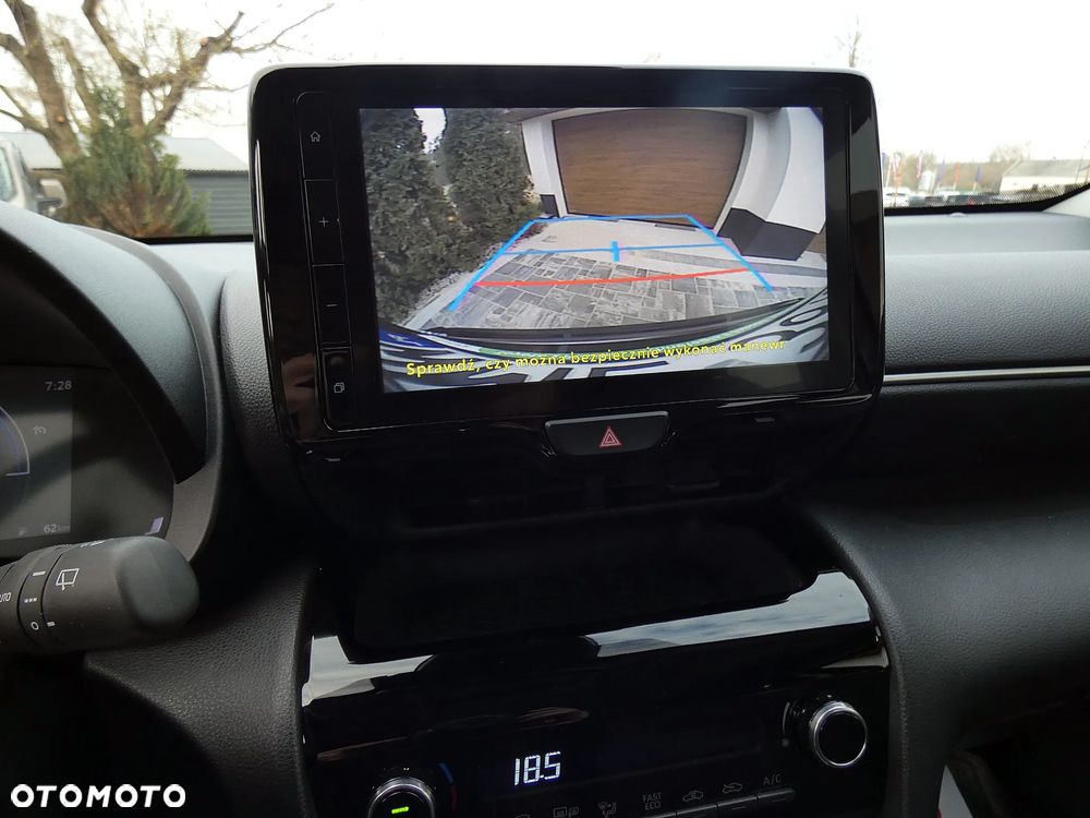 Toyota Yaris Cross Hybrid 1.5 Comfort - 32