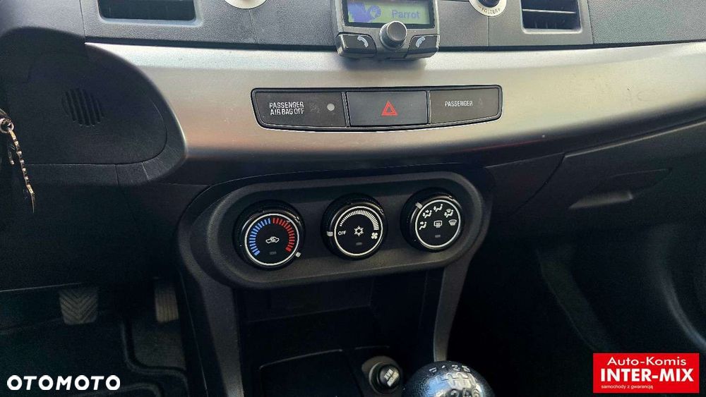 Mitsubishi Lancer - 26