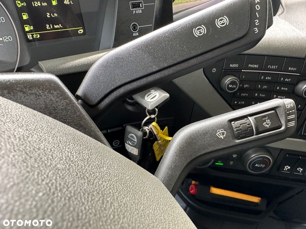 Volvo FH 500 8X2 WYWROTKA DO ZBOZA Z POMPA SAMOZALADOWCZA - 25