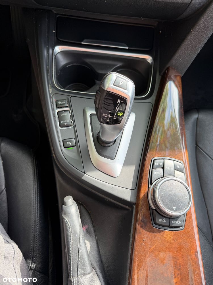 BMW Seria 3 - 21