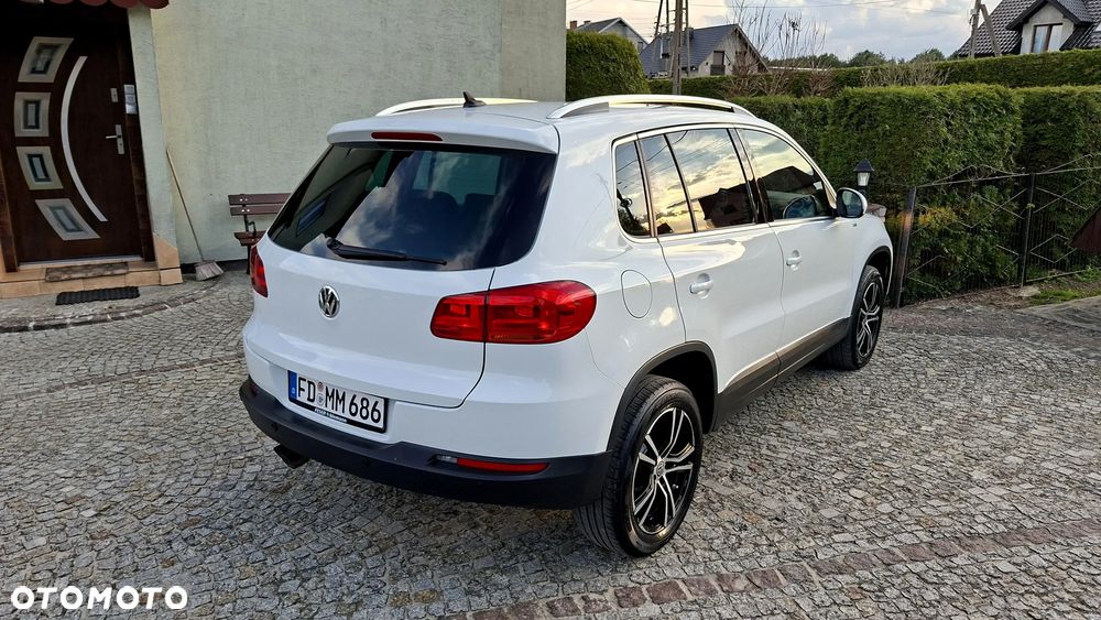 Volkswagen Tiguan 2.0 TDI SCR 4MOTION BlueMotion Technology DSG Lounge Sport & Style - 12
