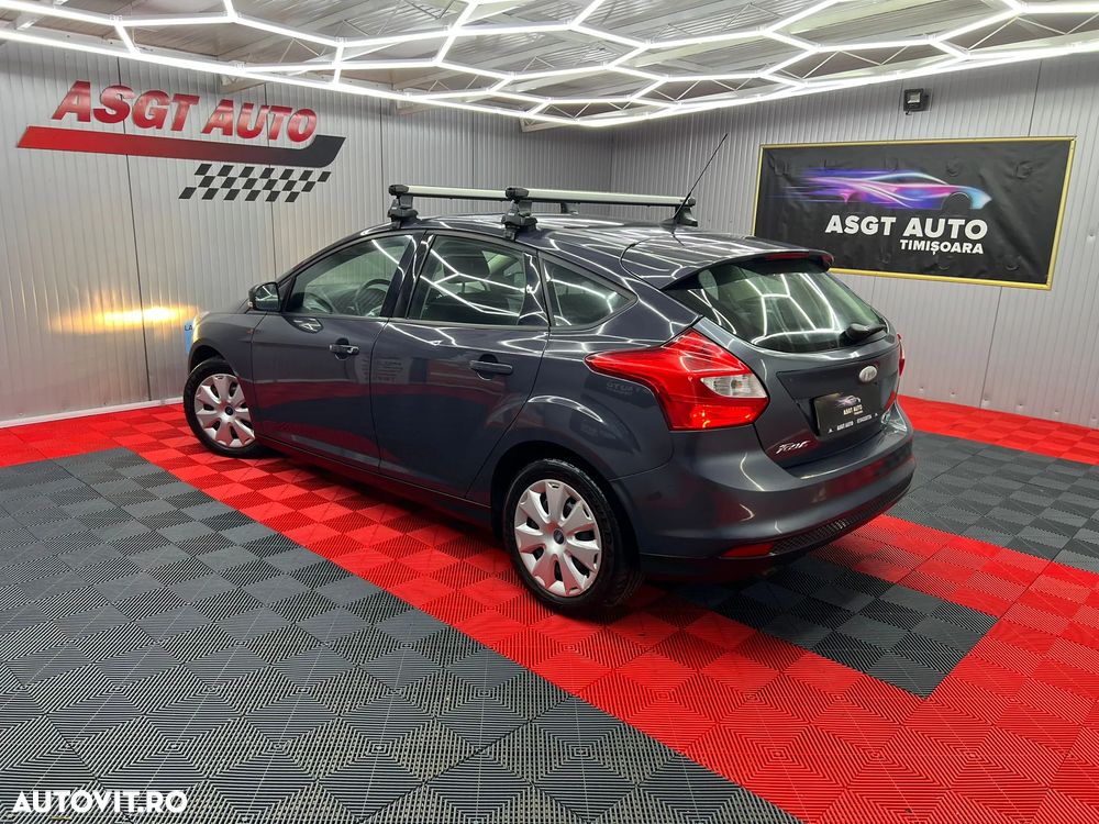 Ford Focus - 5