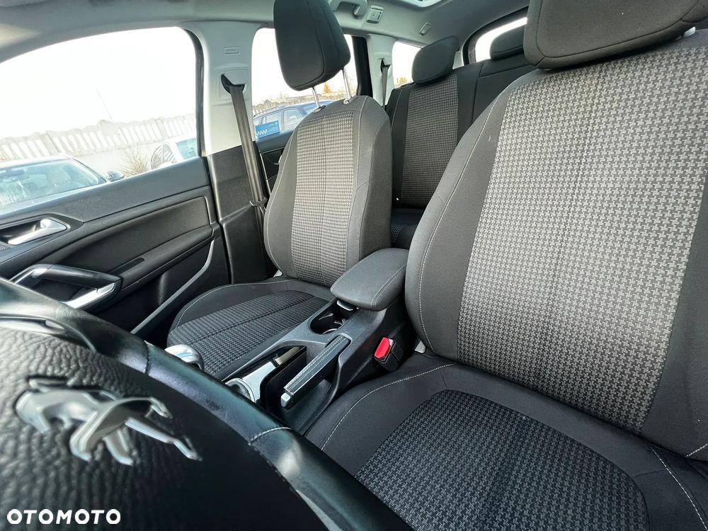 Peugeot 308 - 15