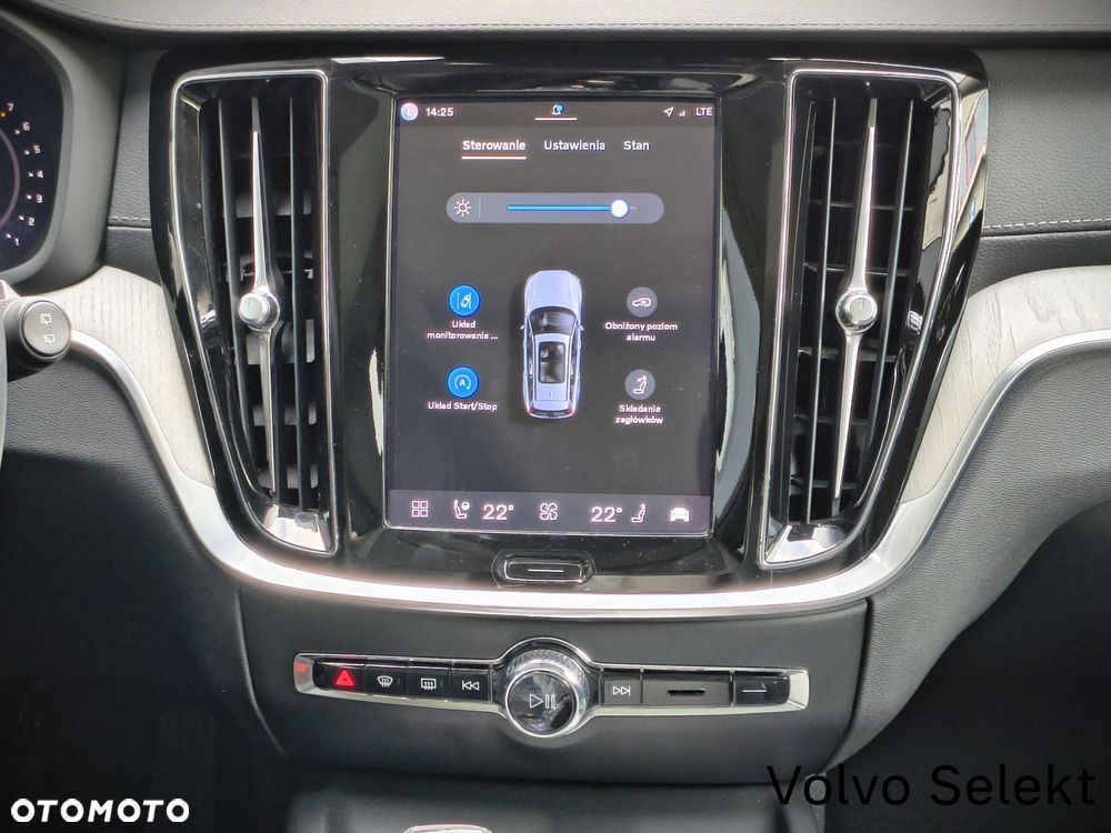 Volvo V60 Cross Country - 21