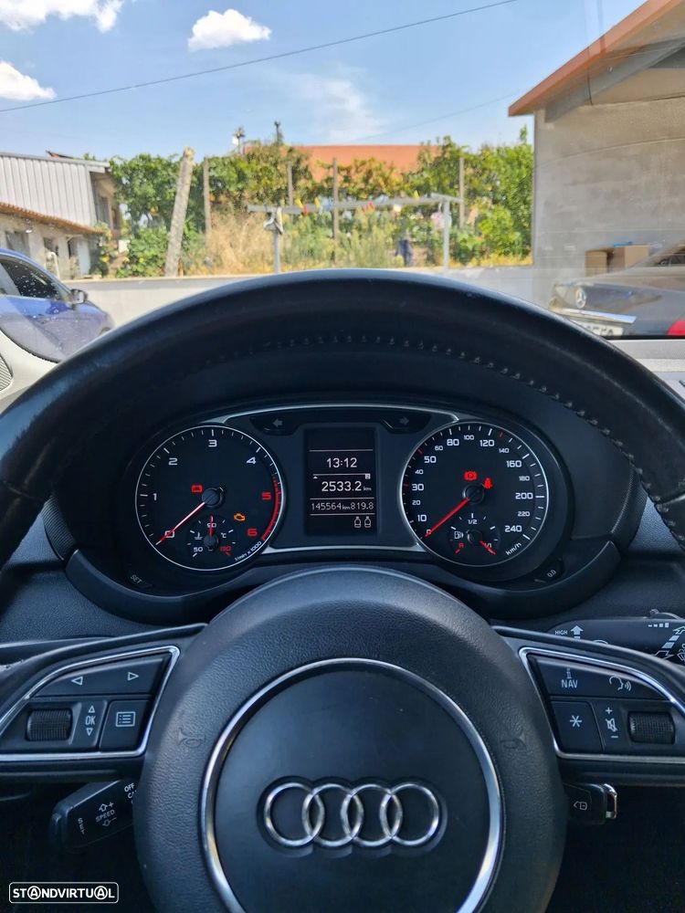 Audi A1 1.6 TDI S line edition - 5