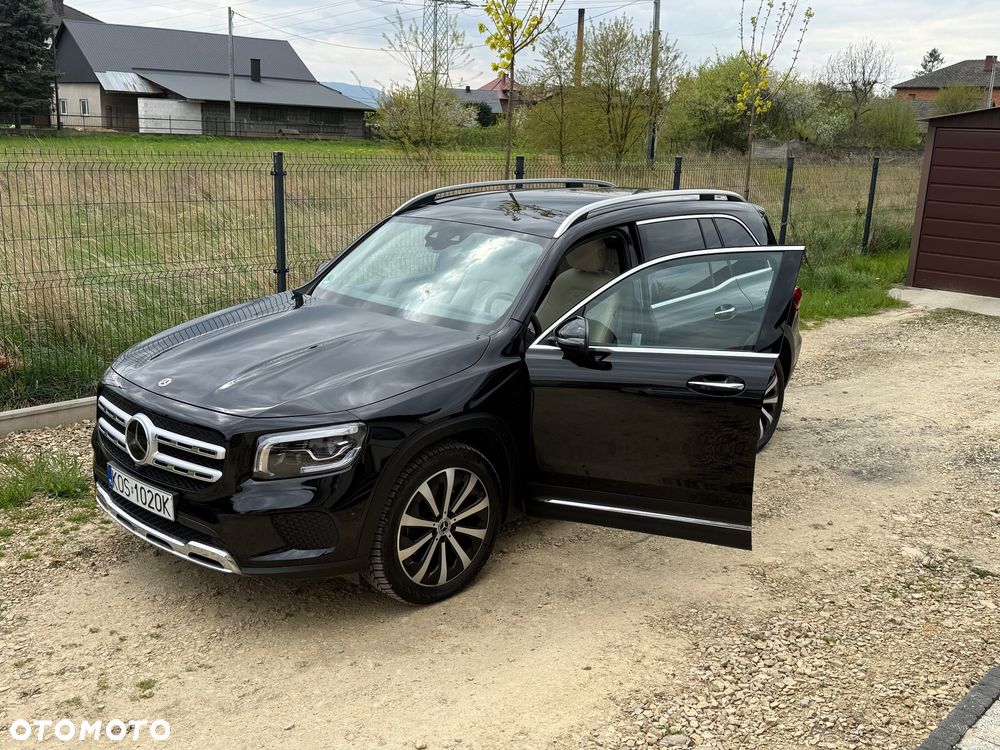 Mercedes-Benz GLB 250 4-Matic Progressive 8G-DCT - 2