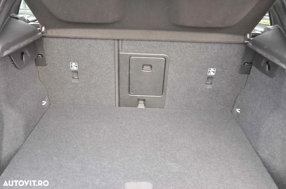 Volvo XC 40 D3 Geartronic Momentum - 38