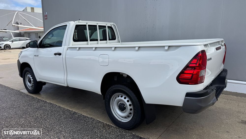Toyota Hilux 2.4 D-4D 4X4 - 7