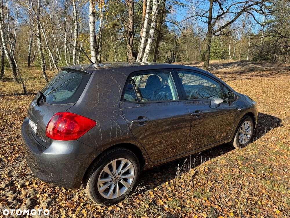 Toyota Auris - 3