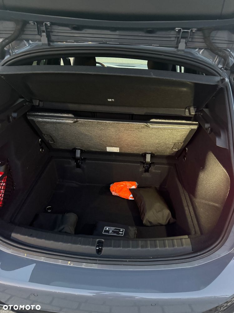 BMW Seria 2 218i - 17