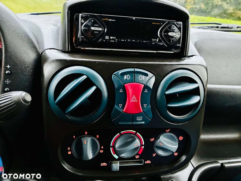 Fiat Doblo - 12