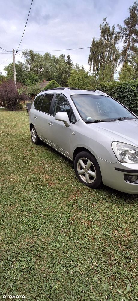Kia Carens 2.0 CRDi Tour - 3