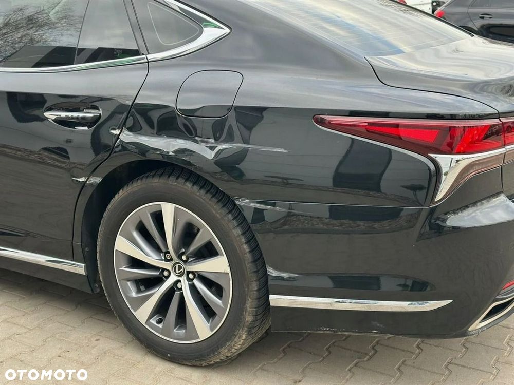 Lexus LS - 9