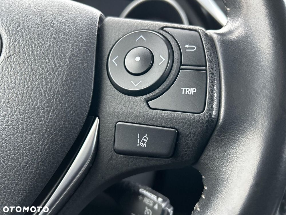 Toyota Auris - 15