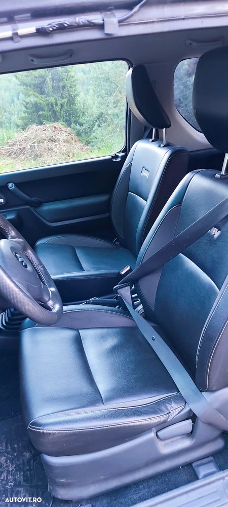 Suzuki Jimny - 11