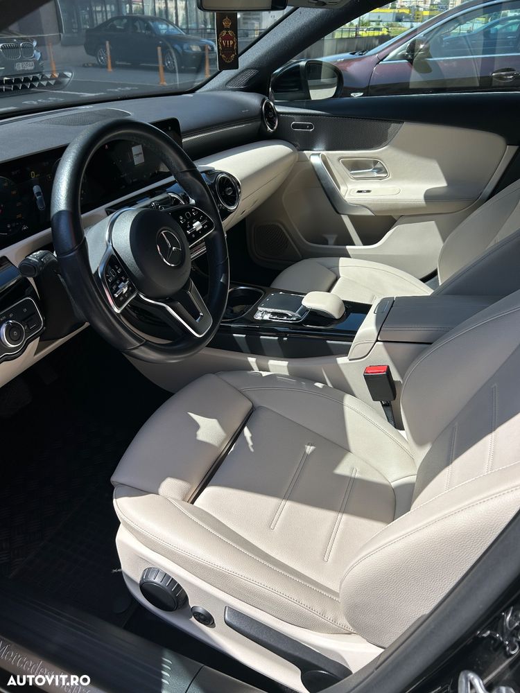 Mercedes-Benz A 200 4MATIC Aut. - 17
